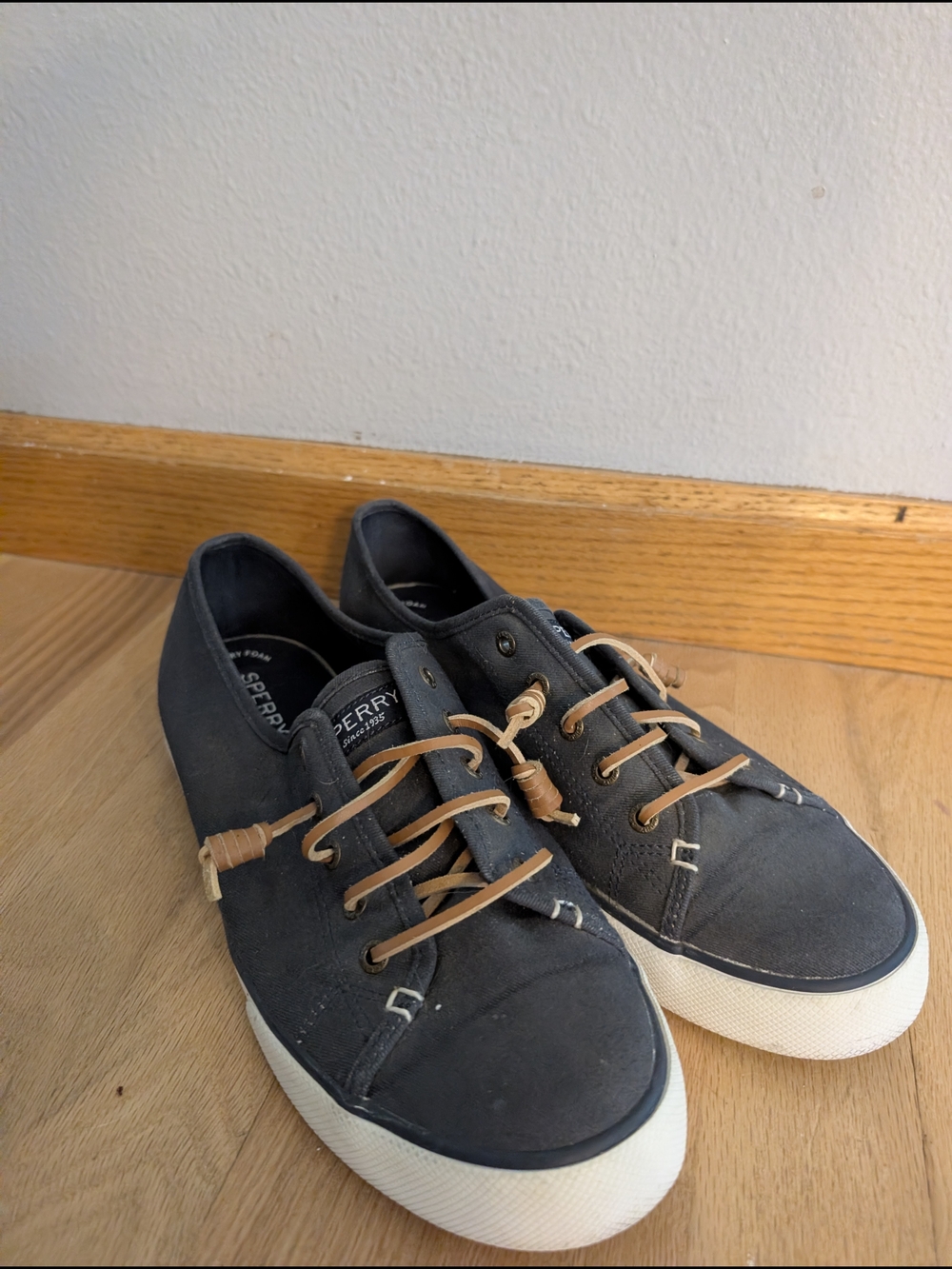 Sperry Women's Slate Black Canvas Lace-Up Sneakers with Tan Laces